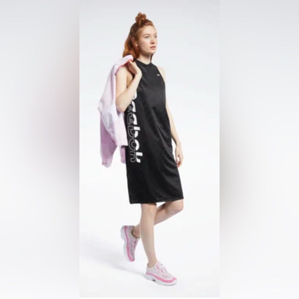 REEBOK NYT DRESS SIZE SMALL BNWT
